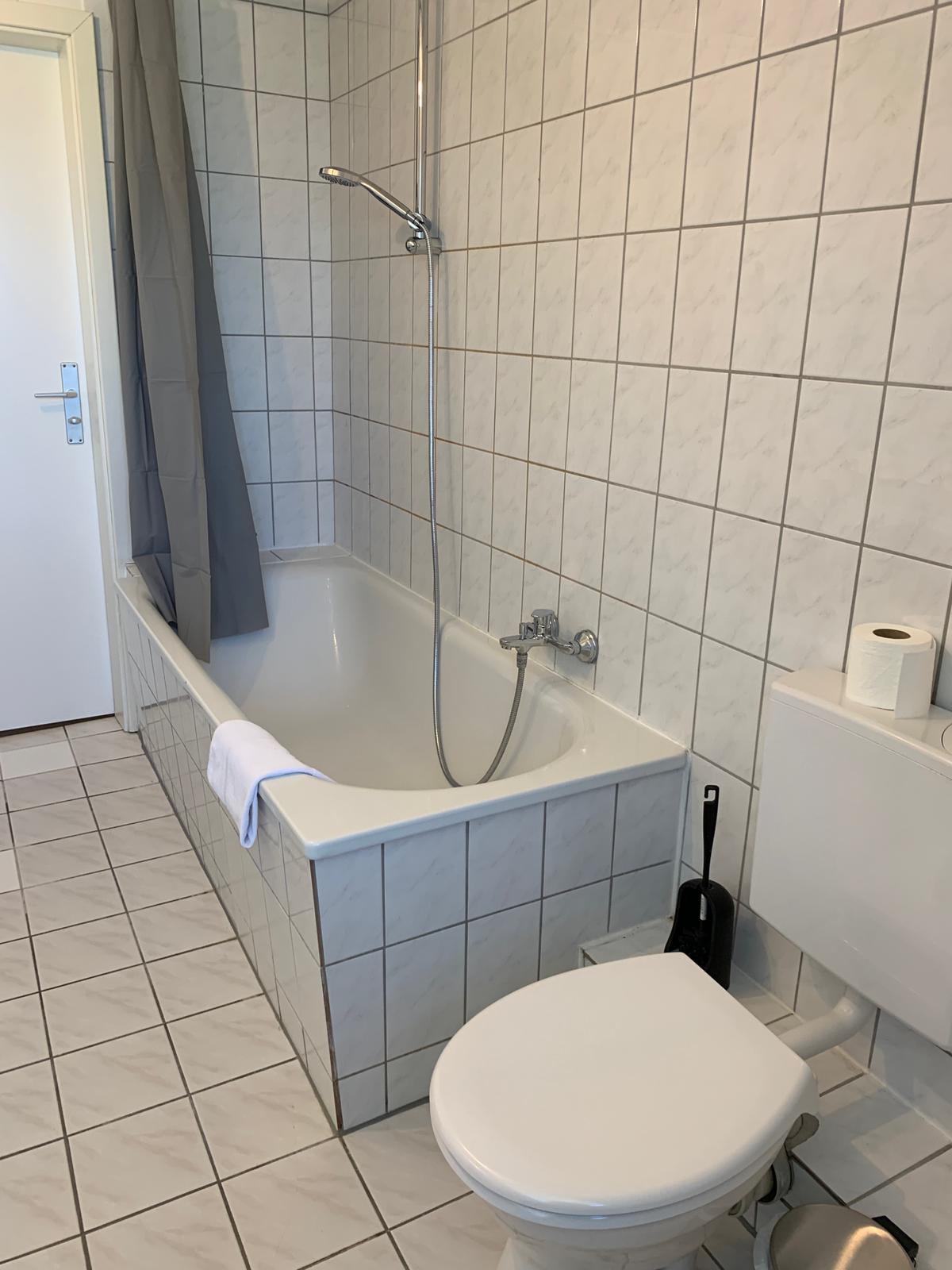 Crew-Wohnung 6 Personen Hafen-nah in Lübeck